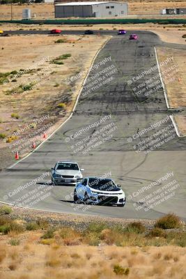 media/Oct-18-2025-Extreme Speed (Sat) [[d6d7e1fef1]]/Group 3 Purple/Session 3 (Turn 1)/